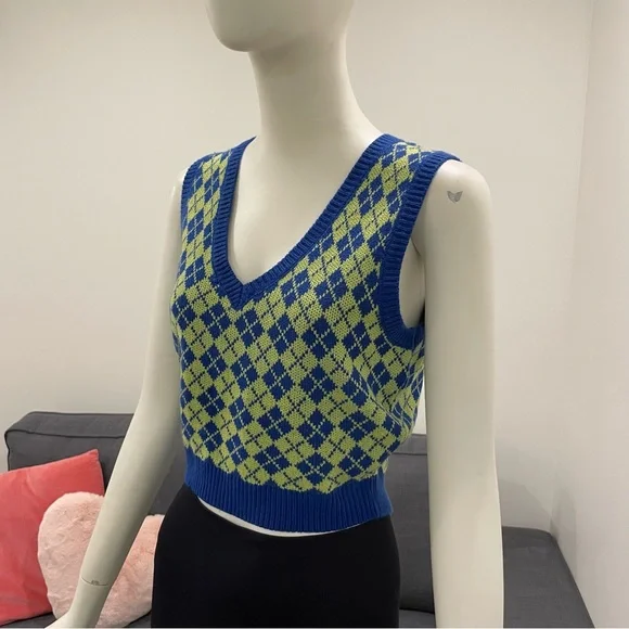 NWT UK2LA Vest Size Large V-Neck Cropped Argyle Print Preppy Tennis Golf - Picture 5 of 14